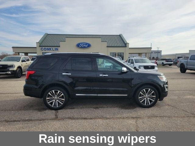 Used 2017 Ford Explorer Platinum image 19