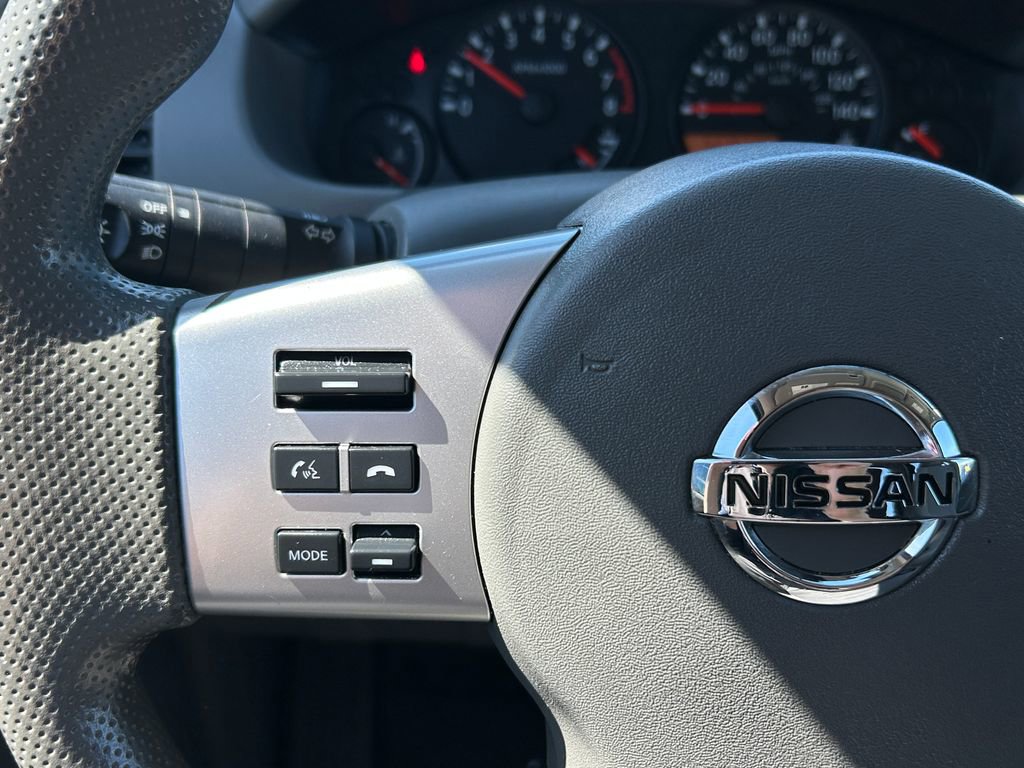 Used 2019 Nissan Frontier SV image 18