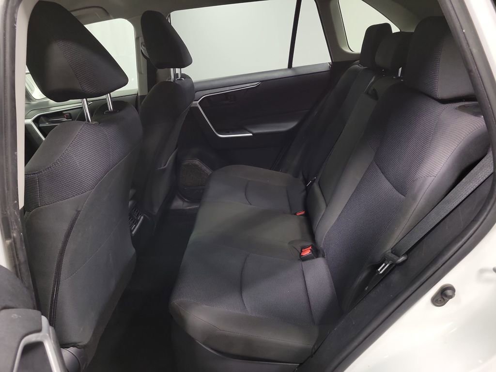 Used 2020 Toyota RAV4 LE image 23
