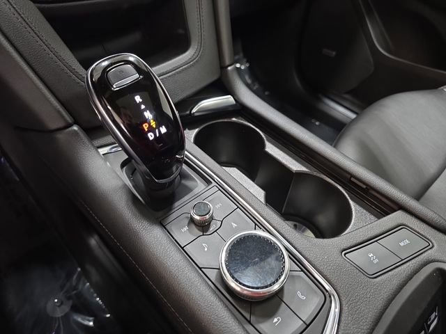 Used 2020 Cadillac XT5 Premium Luxury FWD image 24