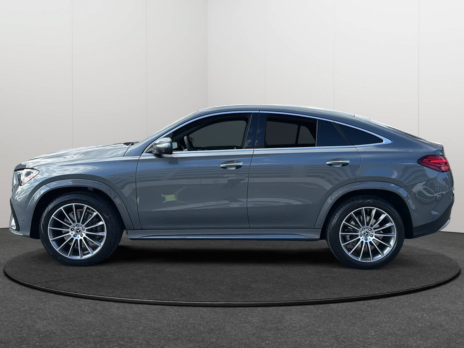 New 2026 Mercedes-Benz GLE 450 4MATIC Coupe image 3