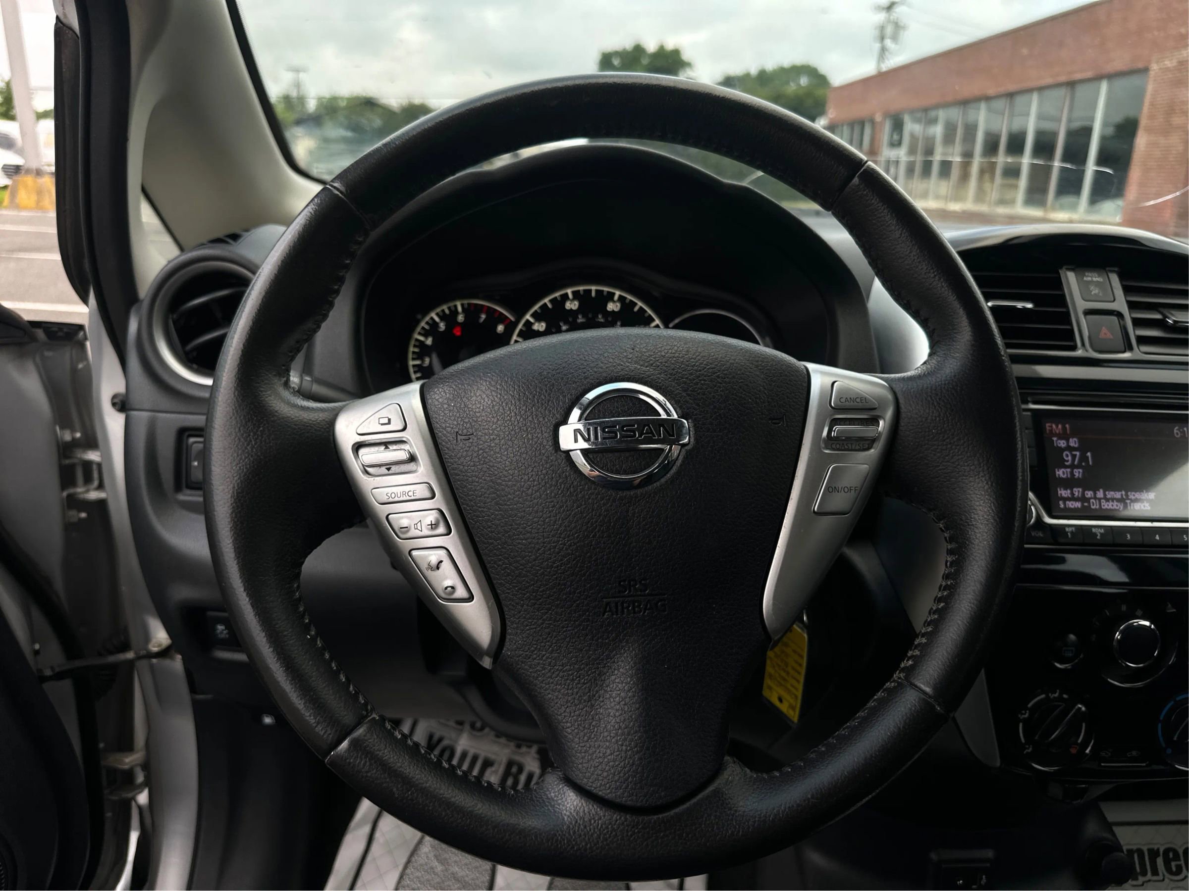 Used 2017 Nissan Versa Note SV image 20