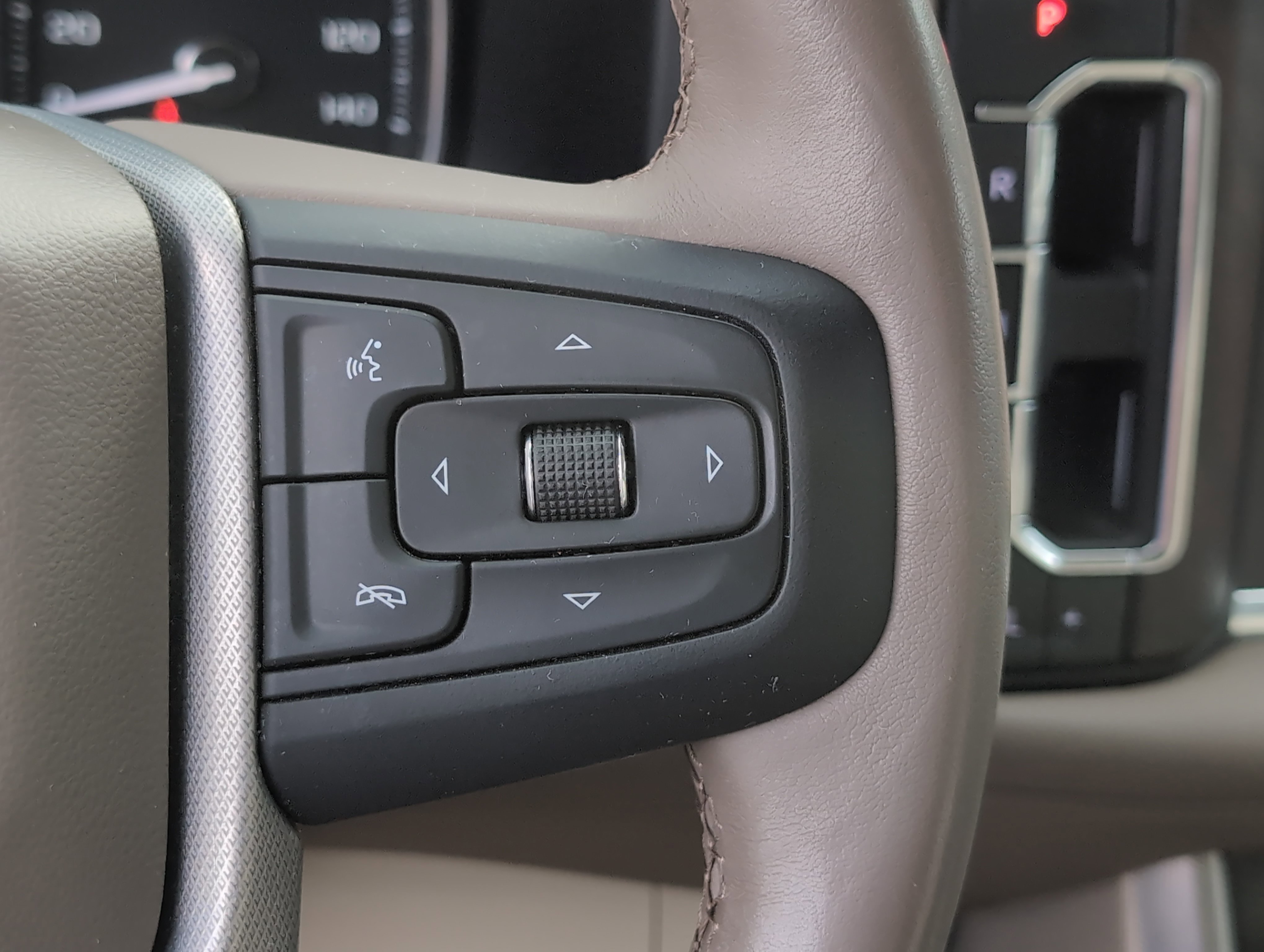 Used 2021 GMC Yukon Denali image 21