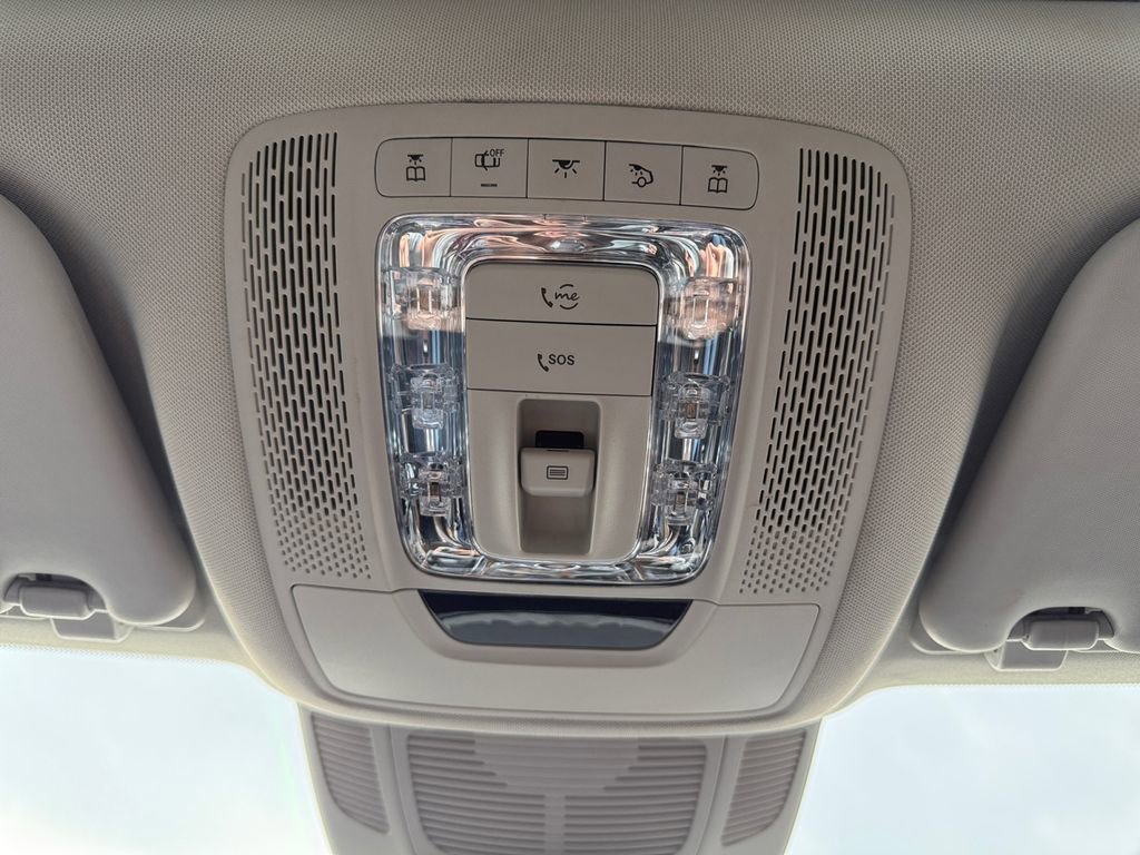 Used 2020 Mercedes-Benz GLS 450 4MATIC image 27