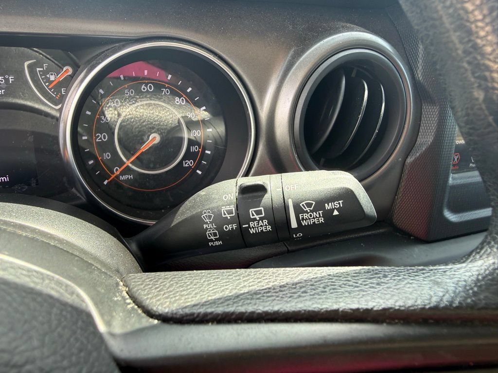 Used 2023 Jeep Wrangler Unlimited Sport AWD/4WD image 30