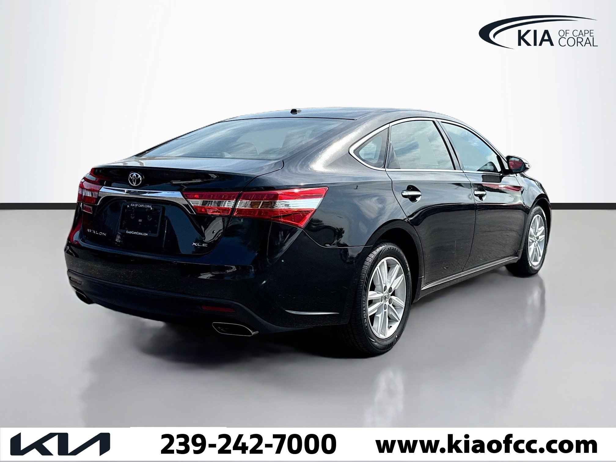Used 2015 Toyota Avalon XLE Premium image 6