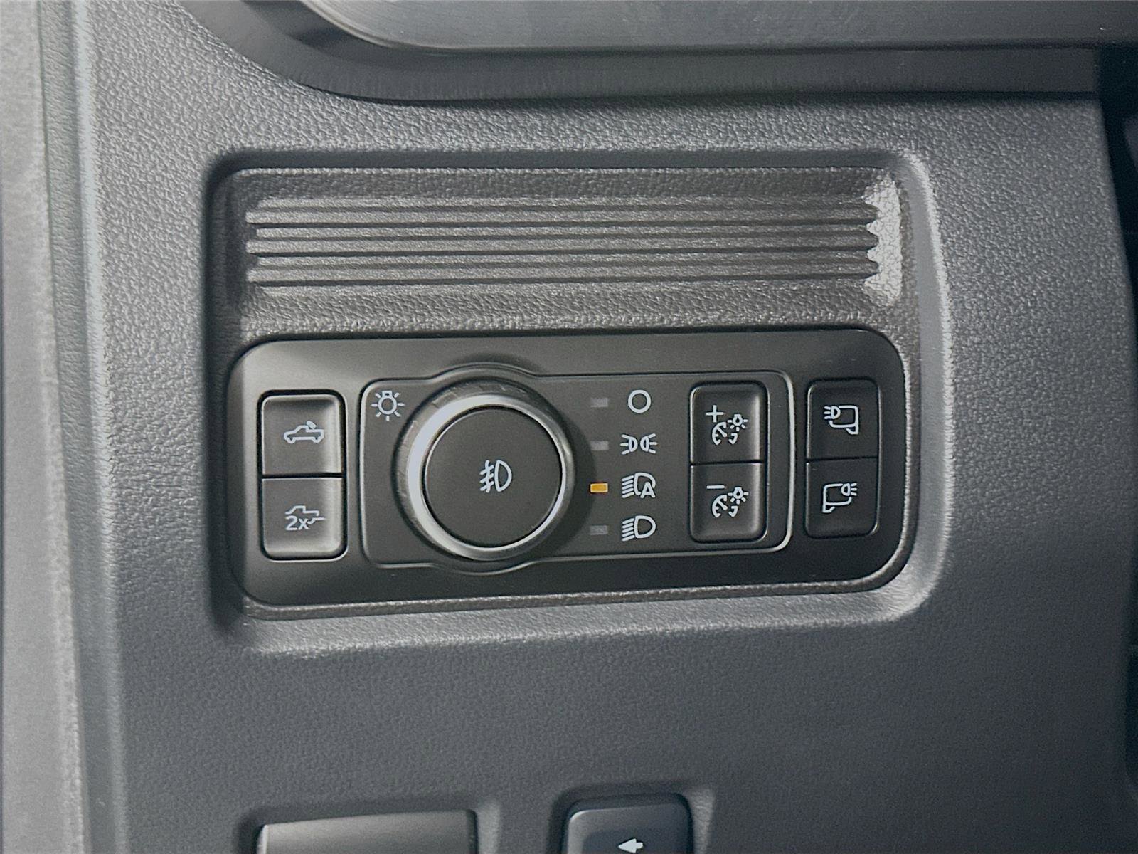 New 2026 Ford F350 Lariat image 10