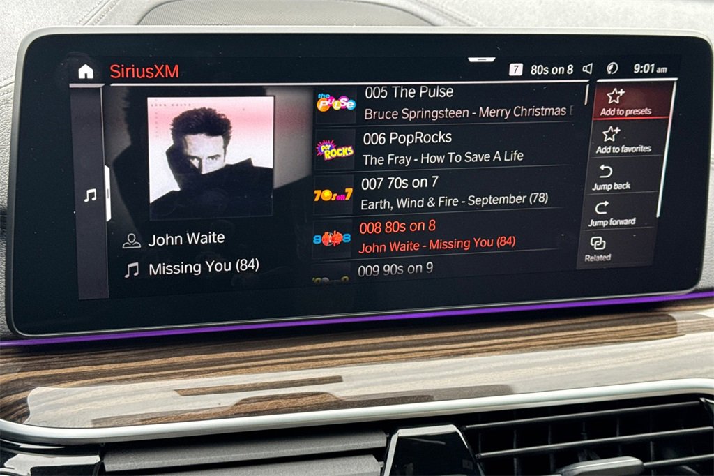 Used 2022 BMW M550i xDrive w/ Executive Package image 22