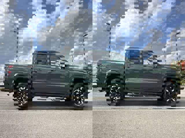 Used 2023 Nissan Frontier PRO-4X w/ Pro Convenience Package image 3