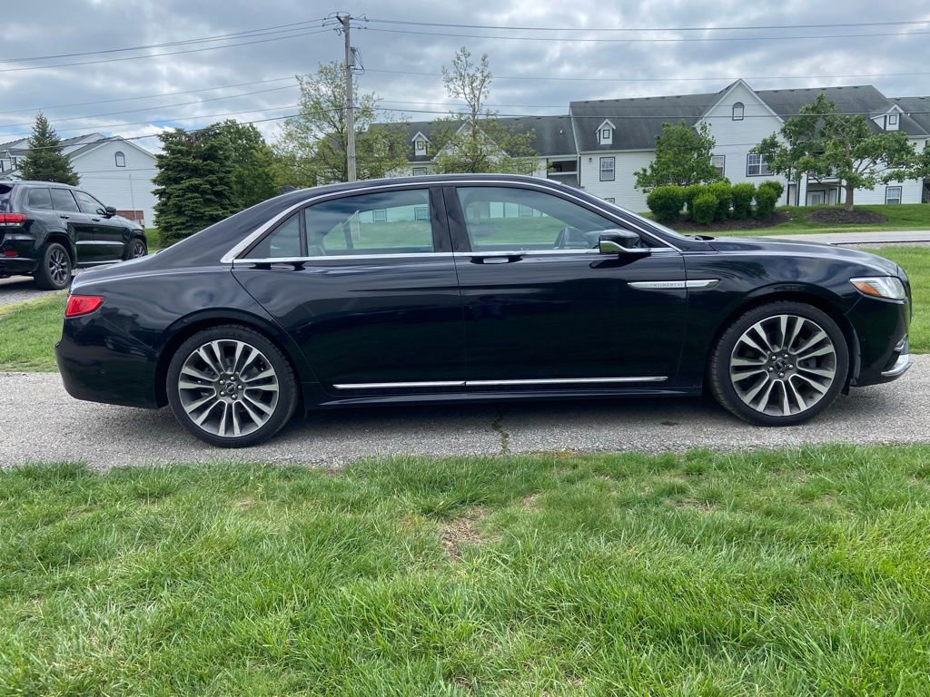 Used 2019 Lincoln Continental Reserve FWD image 6