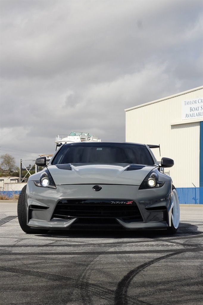 Used 2009 Nissan 370Z Touring w/ Sport Pkg image 4