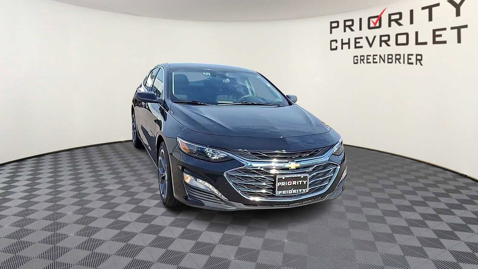 Used 2024 Chevrolet Malibu LT image 3