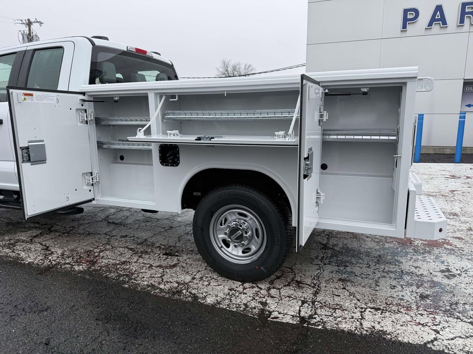 New 2026 Ford F250 XL w/ XL Chrome Package image 12