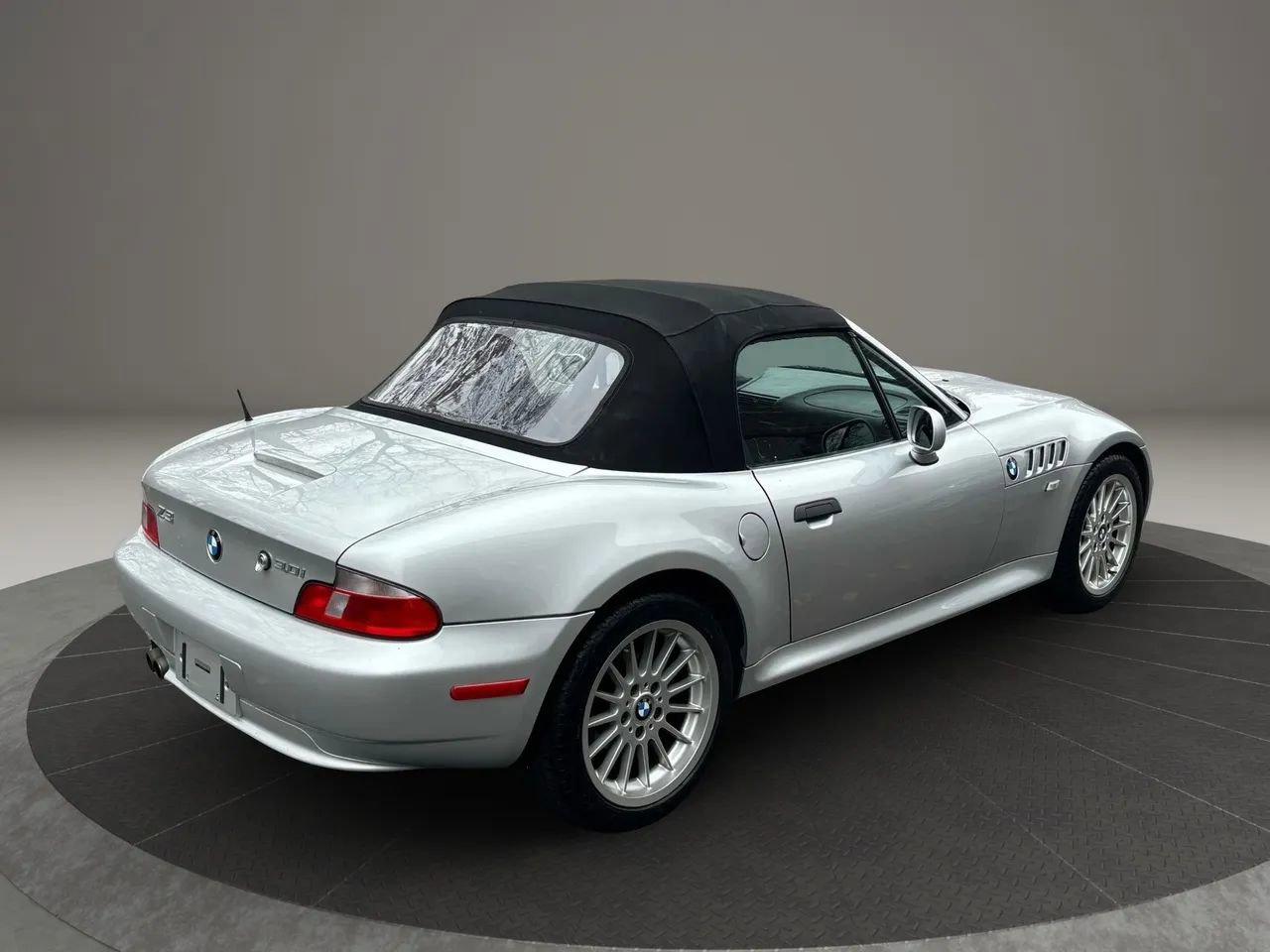 Used 2002 BMW Z3 3.0i image 11