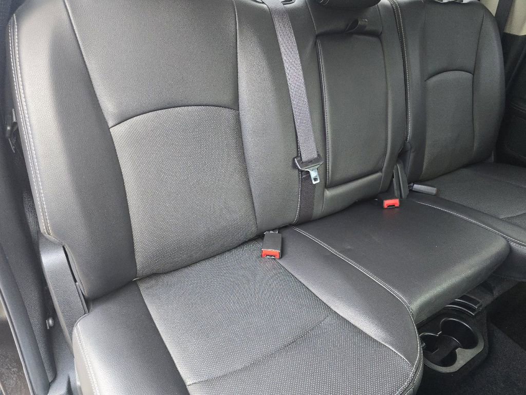 Used 2016 RAM 1500 Laramie image 21