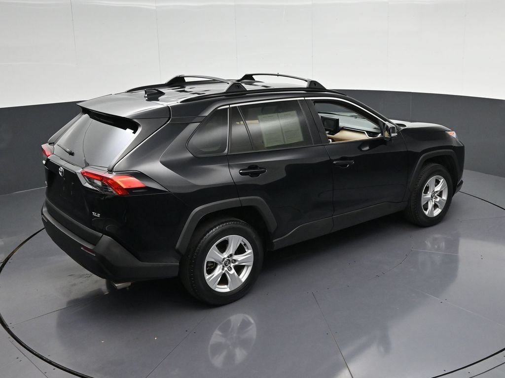Used 2020 Toyota RAV4 XLE w/ Convenience Package FWD image 22