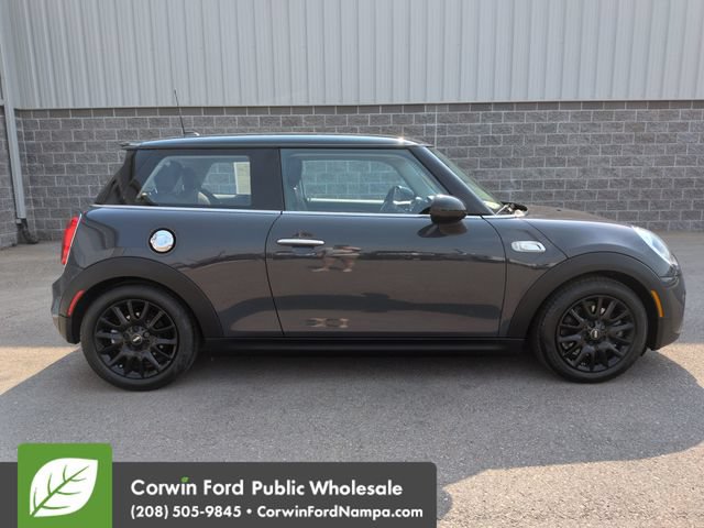 Used 2015 MINI Cooper S FWD image 2