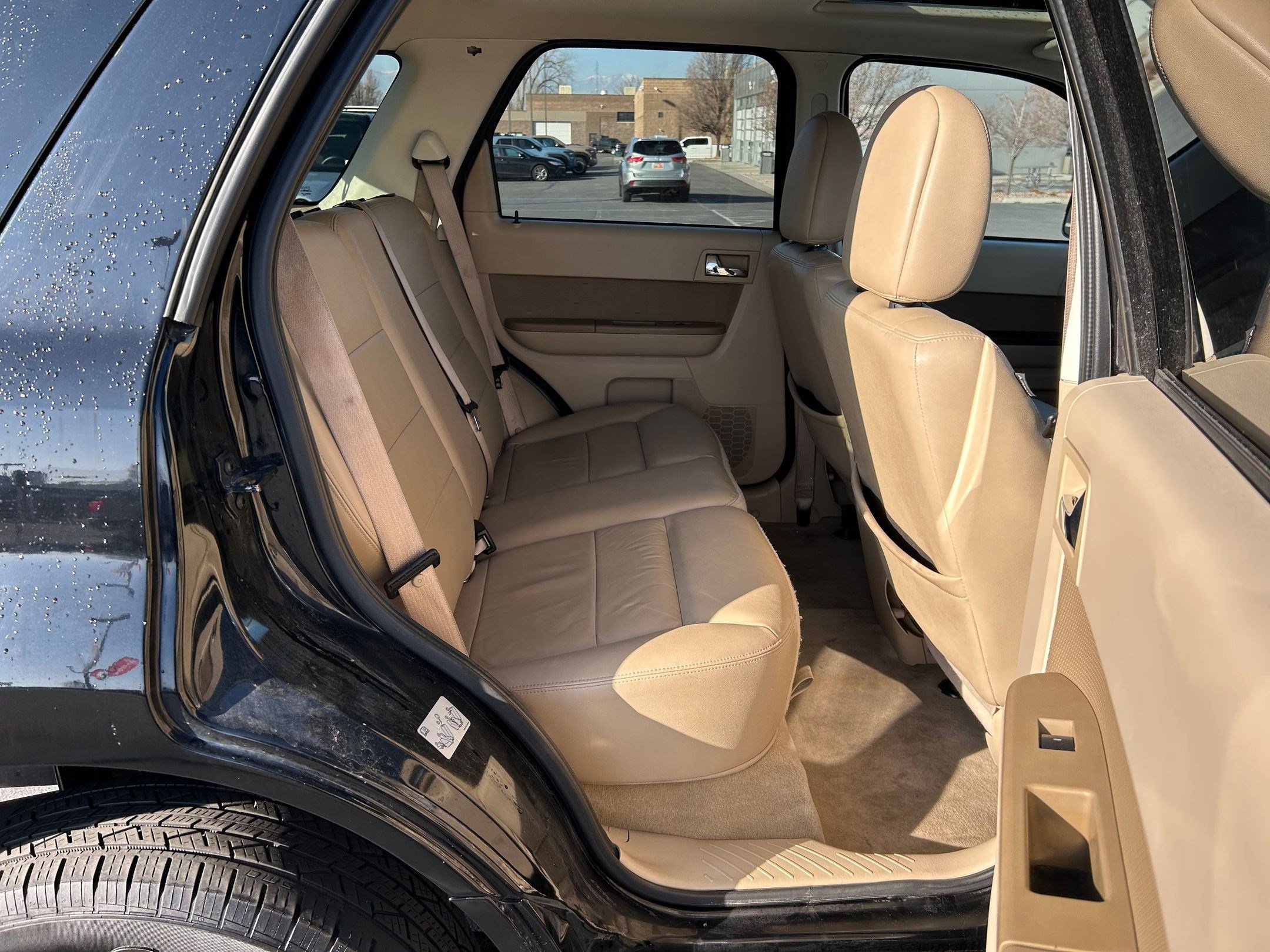 Used 2010 Ford Escape Limited image 26