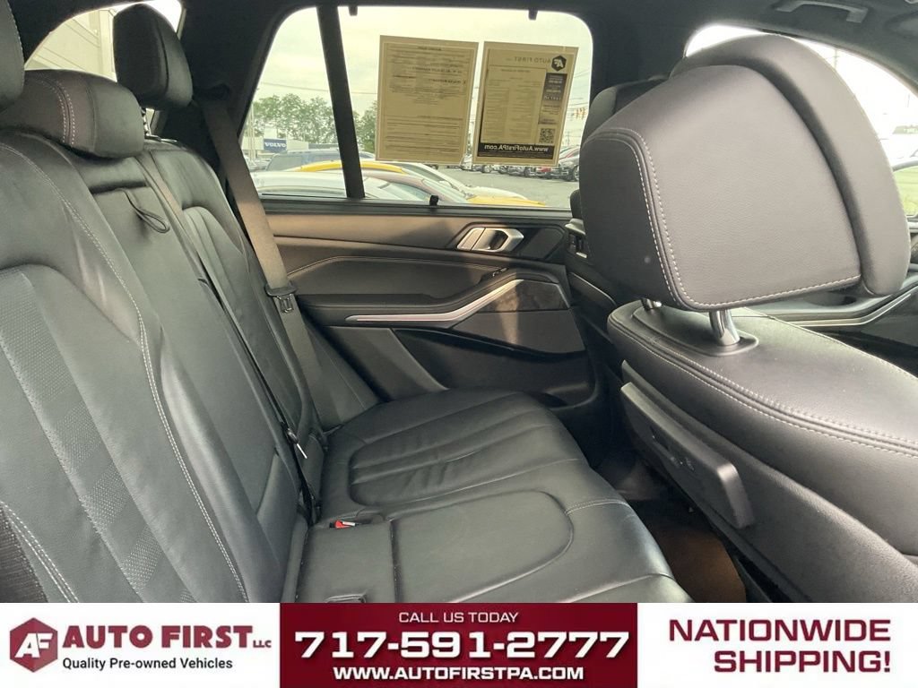 Used 2019 BMW X5 xDrive50i w/ M Sport Package AWD/4WD image 10