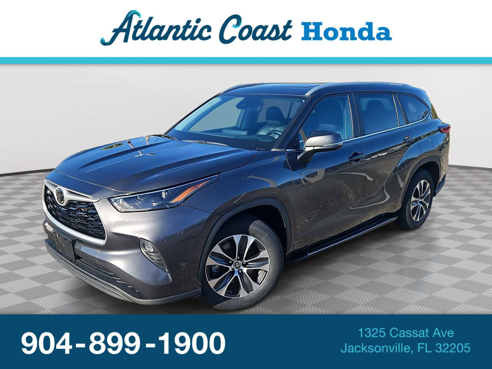 Used 2023 Toyota Highlander XLE image 1