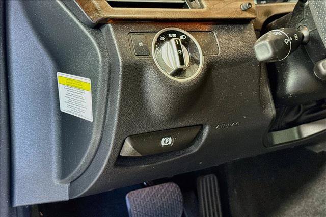 Used 2013 Mercedes-Benz E 350 Sedan image 10
