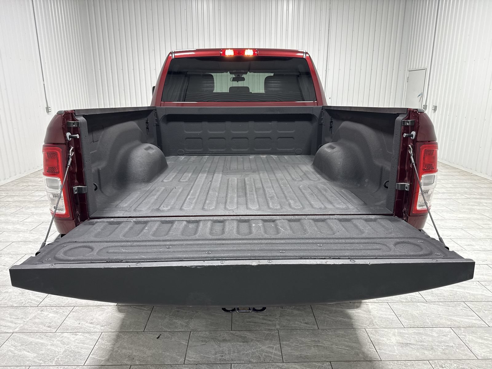 Used 2024 RAM 2500 Tradesman w/ Chrome Appearance Group AWD/4WD image 27