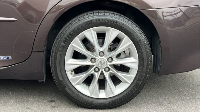 Used 2013 Lexus ES 300h image 13