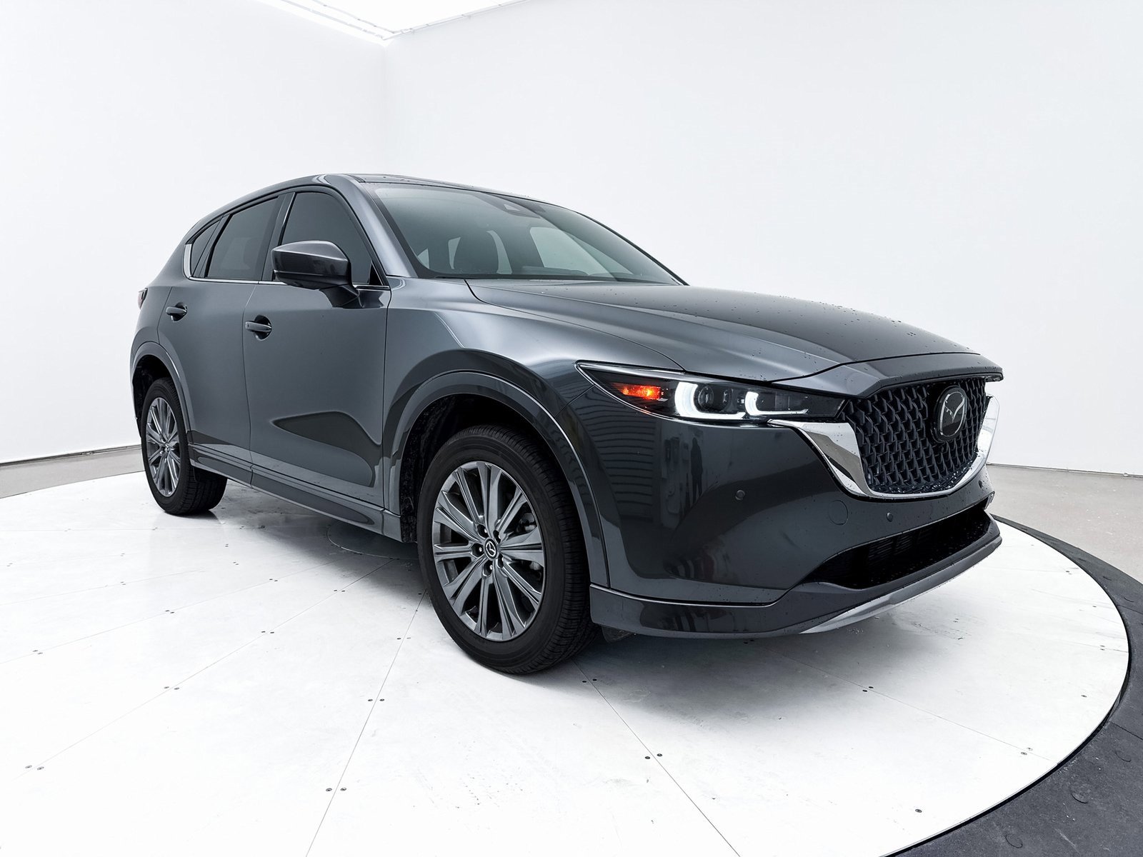 Certified 2025 MAZDA CX-5 Signature image 16