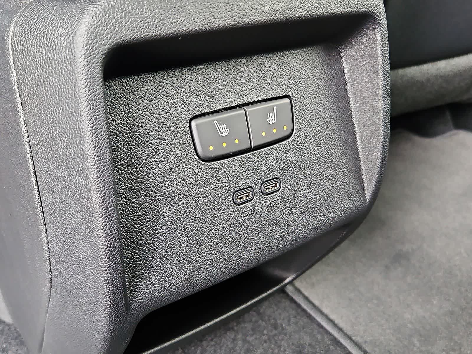 New 2026 Chevrolet Equinox EV LT w/ Convenience Package II FWD image 22