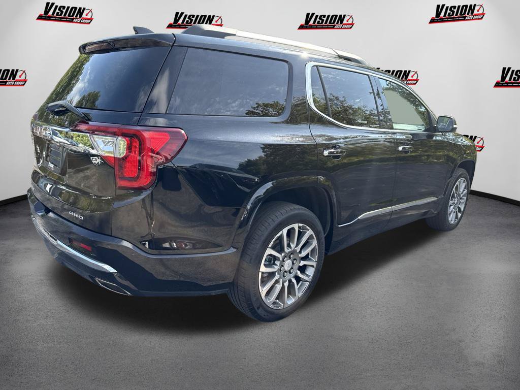 Used 2023 GMC Acadia Denali w/ Denali Ultimate Package AWD/4WD image 5