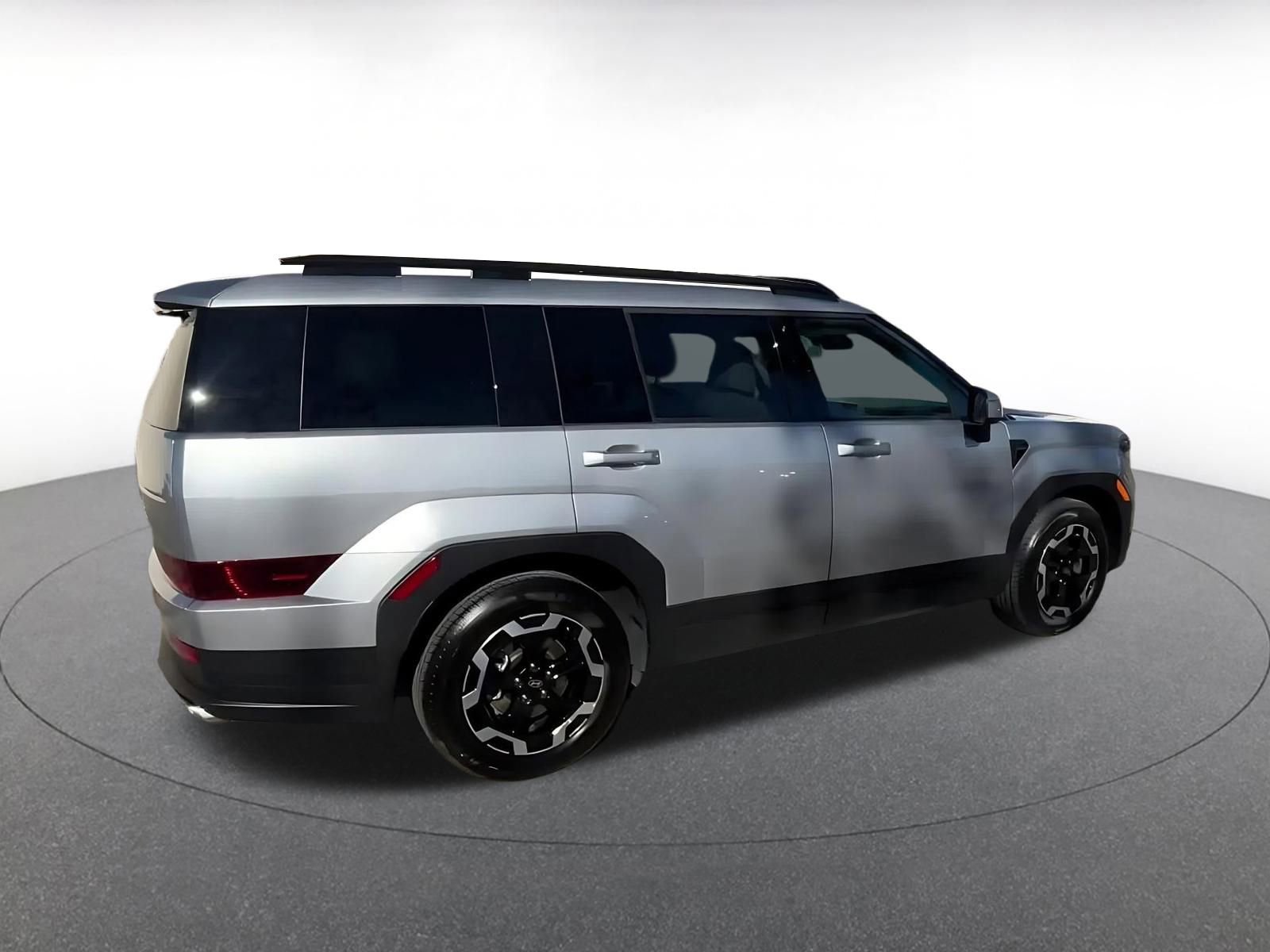 Used 2025 Hyundai Santa Fe SEL image 14