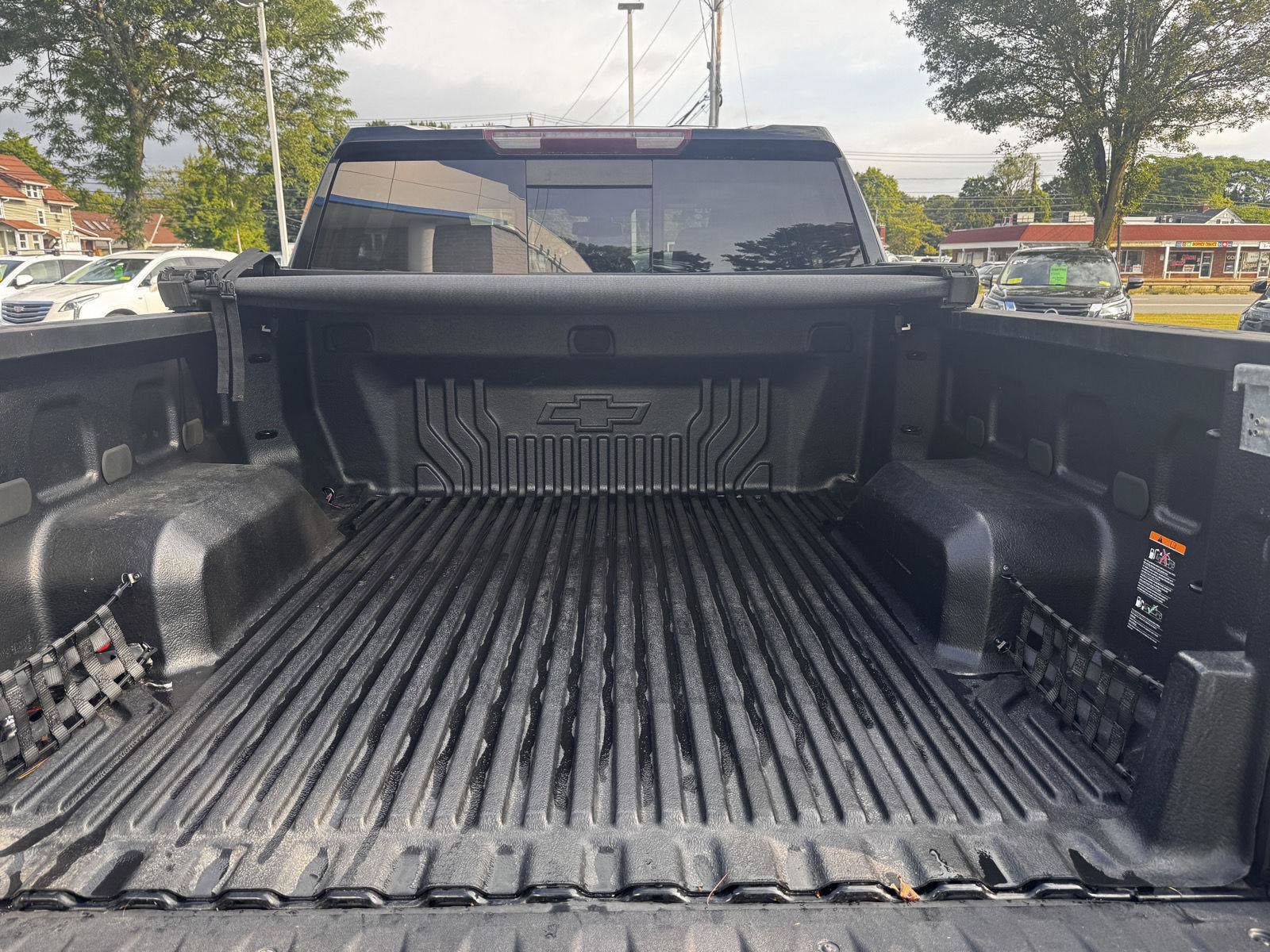 Certified 2019 Chevrolet Silverado 1500 LTZ w/ LTZ Plus Package AWD/4WD image 11