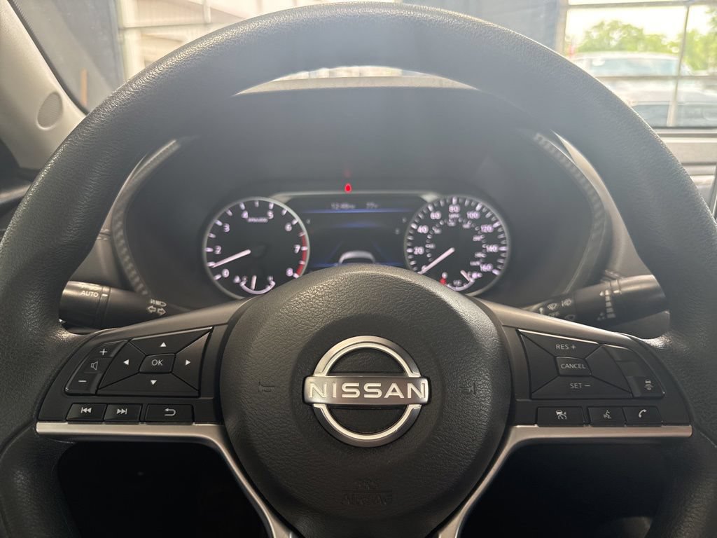 Used 2024 Nissan Sentra SV FWD image 18