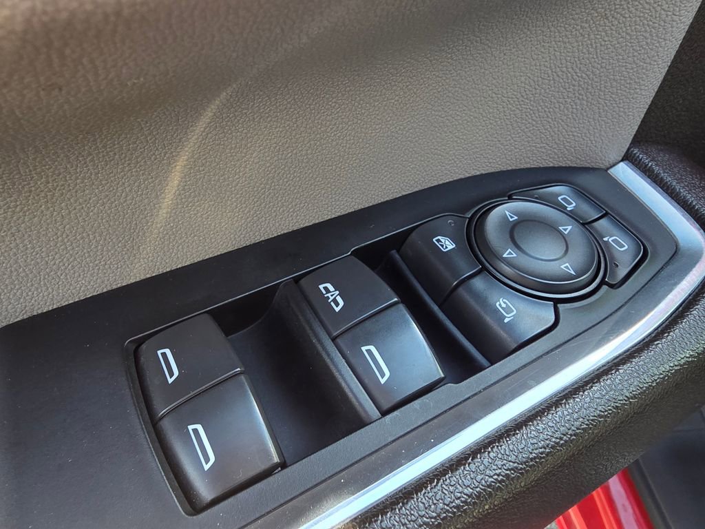 Used 2024 GMC Sierra 3500 SLE w/ SLE Value Package image 12