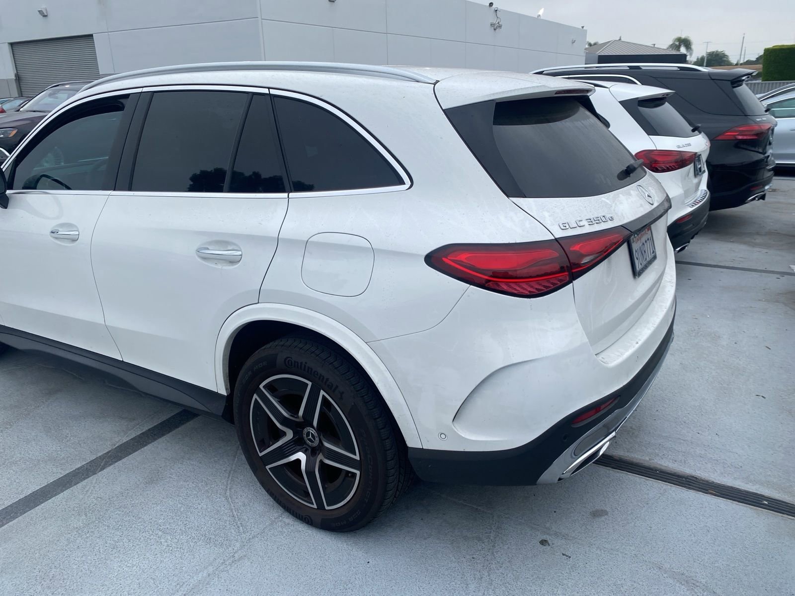 Used 2025 Mercedes-Benz GLC 350e 4MATIC image 4