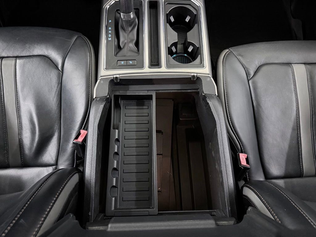 Used 2018 Ford F150 Platinum w/ Equipment Group 701A Luxury image 28