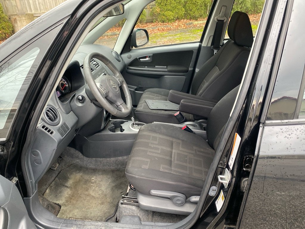 Used 2012 Suzuki SX4 AWD Hatchback image 9