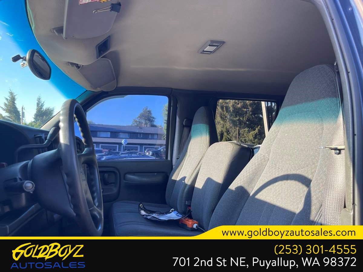 Used 2005 Chevrolet Kodiak C4500 2WD Crew Cab image 12