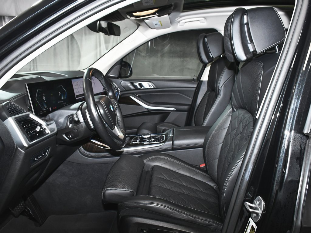 Used 2024 BMW X7 xDrive40i image 66
