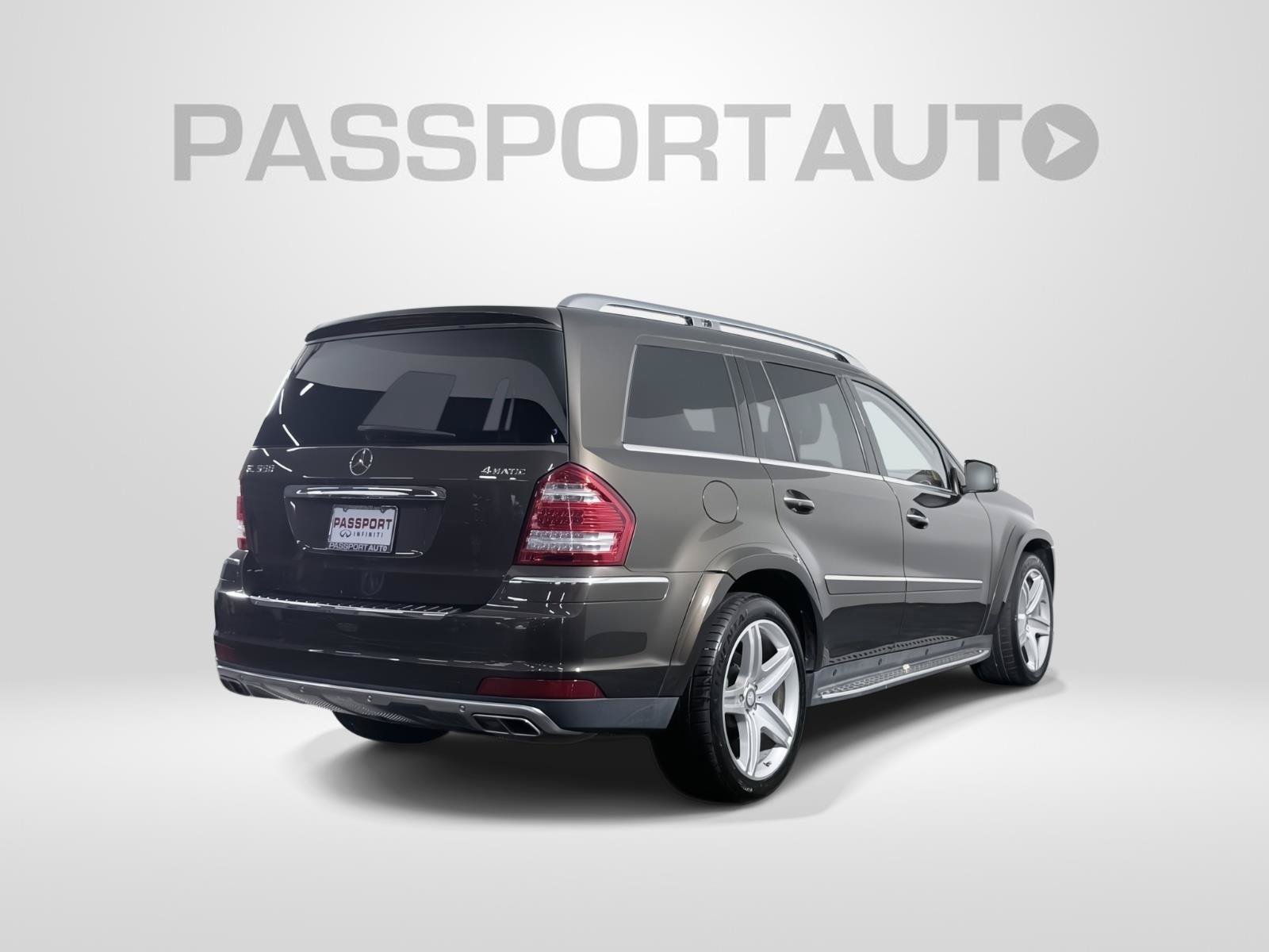 Used 2012 Mercedes-Benz GL 550 4MATIC image 6