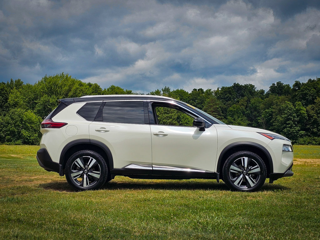 Used 2021 Nissan Rogue SL w/ Premium Package AWD/4WD image 2