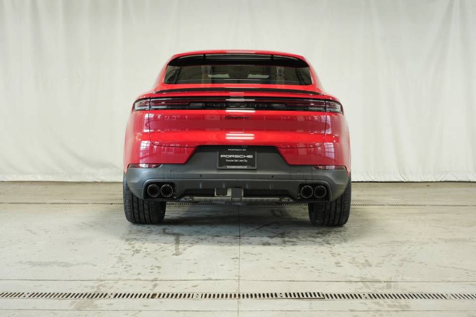 New 2026 Porsche Cayenne Coupe AWD/4WD image 6