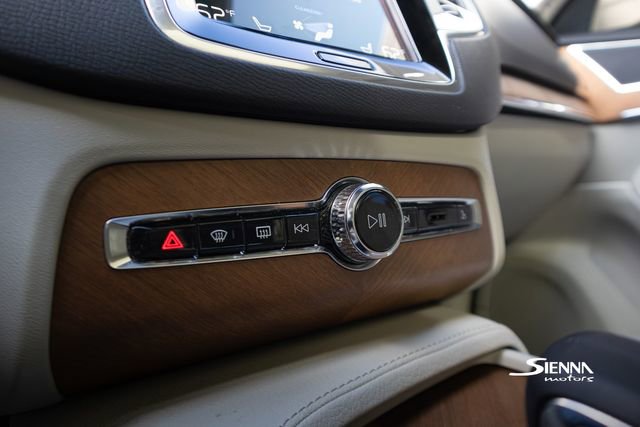 Used 2022 Volvo XC90 T8 Inscription Expression image 32
