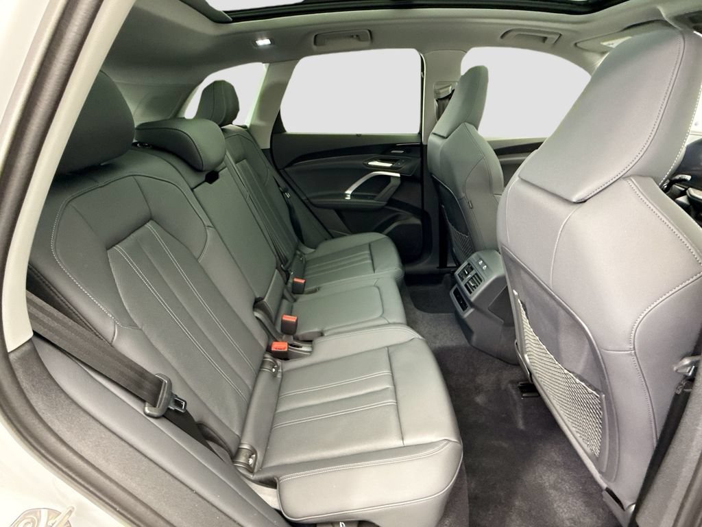 Certified 2025 Audi Q5 Premium w/ Premium Plus AWD/4WD image 21
