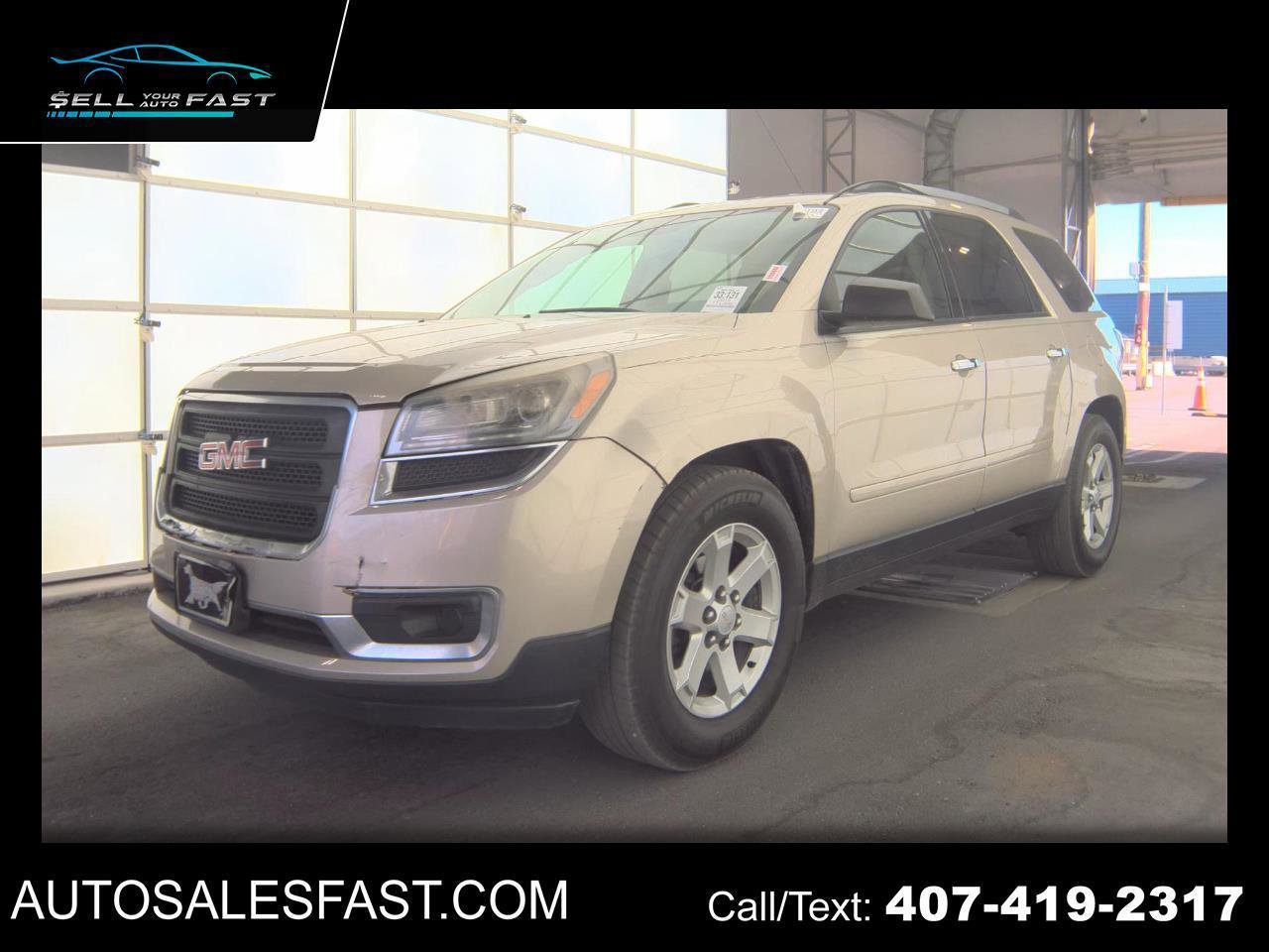 Used 2013 GMC Acadia SLE image 1