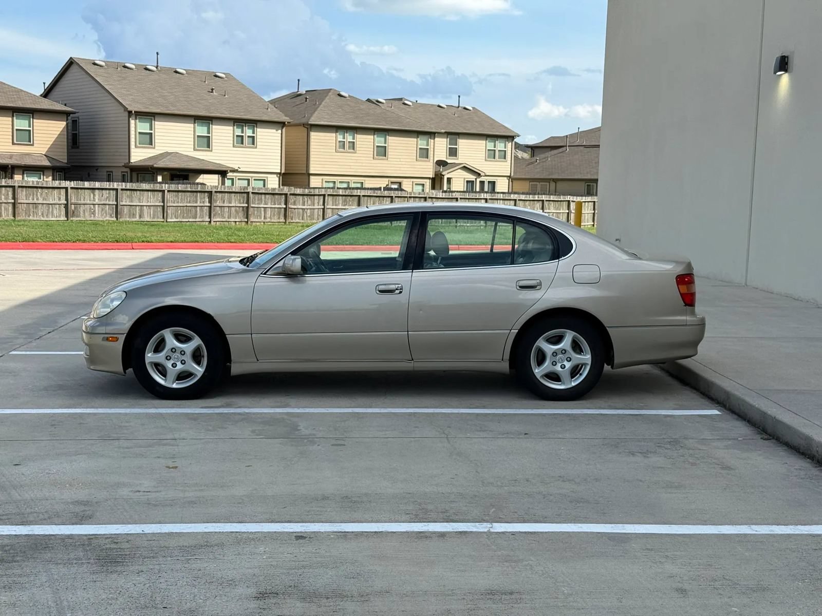 Used 1999 Lexus GS 300 RWD image 4