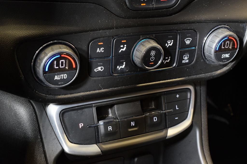 Used 2022 GMC Terrain SLE w/ Driver Convenience Package AWD/4WD image 24