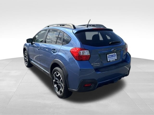 Used 2016 Subaru Crosstrek 2.0i Premium w/ Moonroof Package AWD/4WD image 3