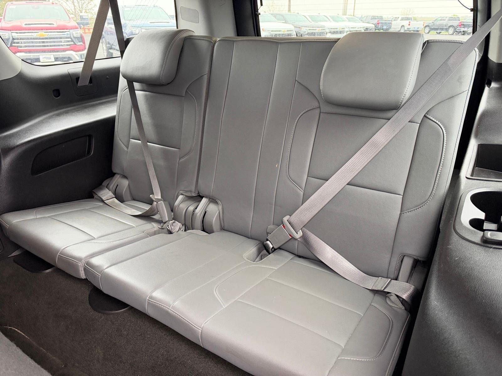 Used 2016 Chevrolet Suburban LT AWD/4WD image 7