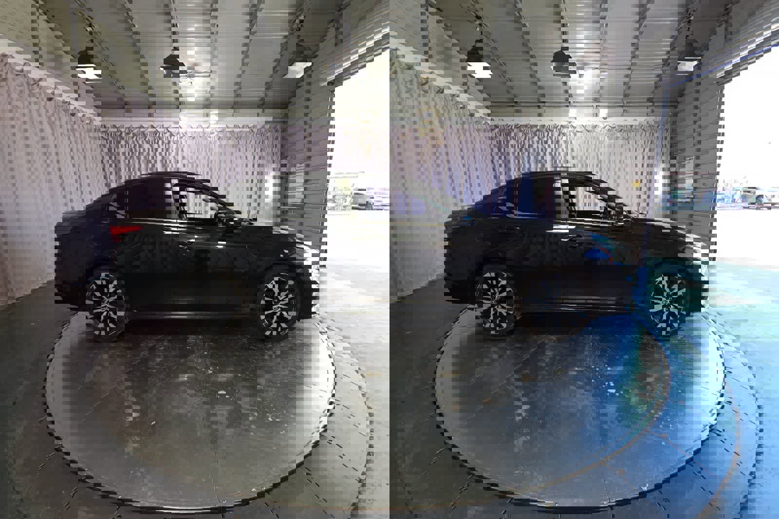 Used 2019 Nissan Altima 2.5 SR w/ SR Premium Package image 9